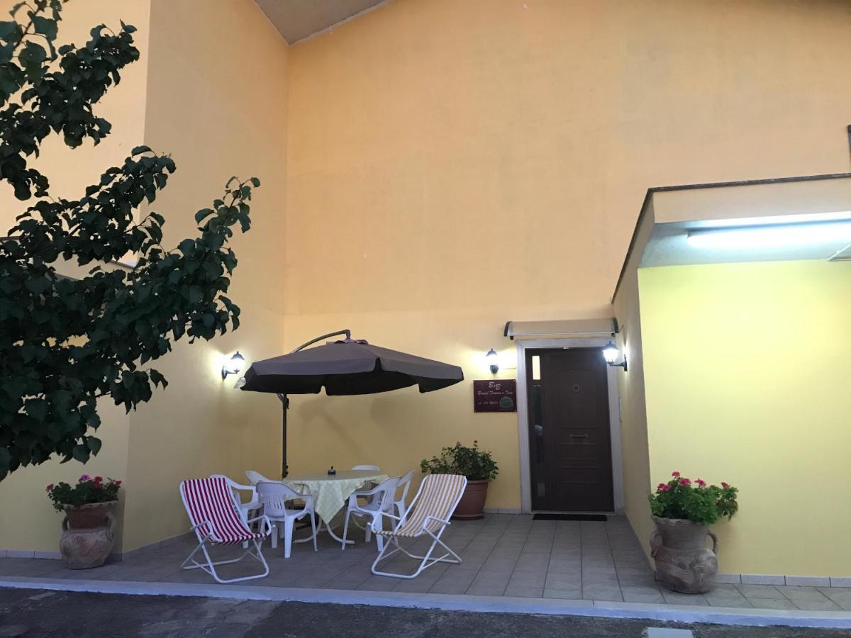 Bed and Breakfast Beb Brusce' Franco E Tina Ragusa Esterno foto