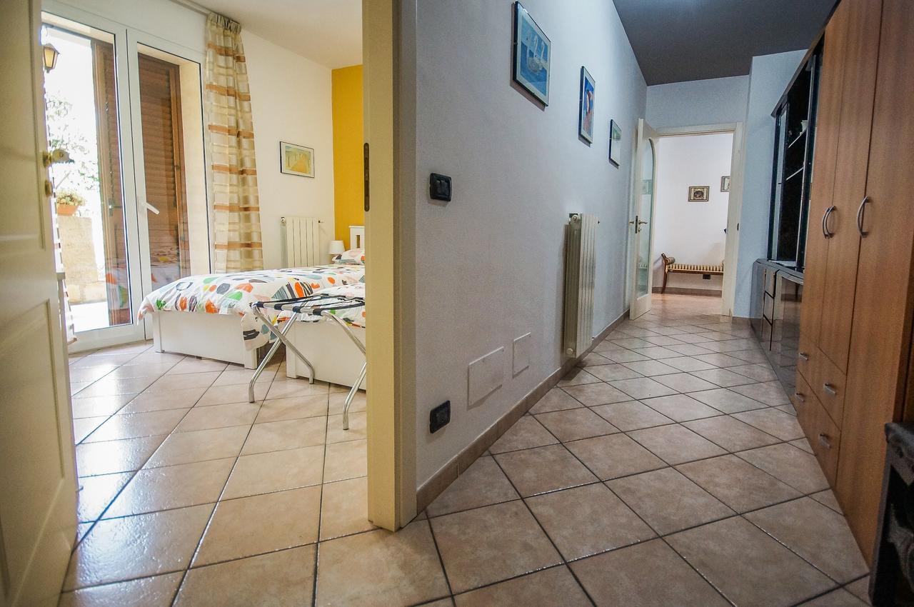 Bed and Breakfast Beb Brusce' Franco E Tina Ragusa Esterno foto