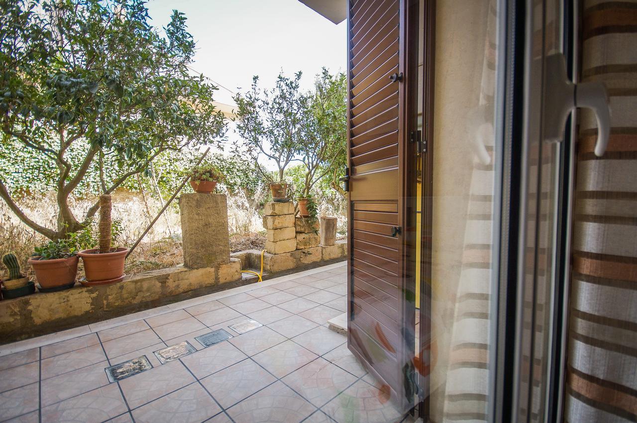 Bed and Breakfast Beb Brusce' Franco E Tina Ragusa Esterno foto
