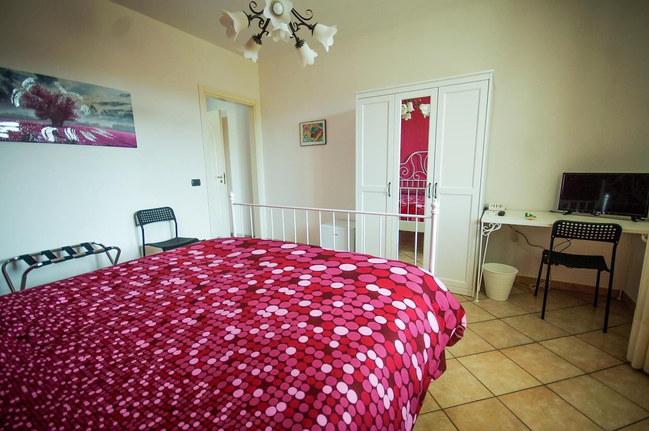 Bed and Breakfast Beb Brusce' Franco E Tina Ragusa Esterno foto